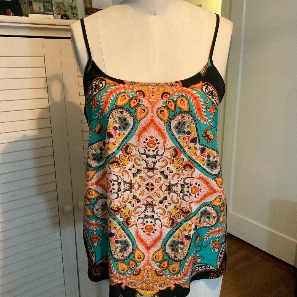 🌺Veronica M. Handkerchief Paisley cami